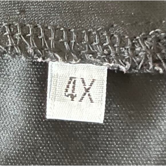 NO MANUFACTURER TAG - SLEEVELESS SHELL OR SLIP-ON BLOUSE, WOMENS, 4X, BLACK - Picture 8 of 8